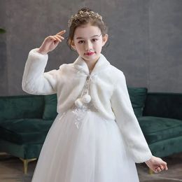 Coat Thicken Plush Bolero Shrug Princess White Faux Fur Coat Shoulder Cape Wedding Dress Shawl Wraps Stole Warm Short Jacket 231108