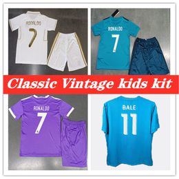 2011 12 16 17 18 Real Madrids Retro Kids kit 17 18 BALE BENZEMA MODRIC RONALDO Classic Vintage shirt ISCO SERGIO RAMOS MARCELO 2012 Young boys football shirts kit