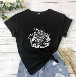 Women's T Shirts Dancing Skeleton Mushroom Gothic Skull Indie Clothing Witchy Gifts Androgynous Funny Women Unisex Shirt Vintge Tee Tops