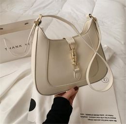 Famous Womens Designer Shoulder Bags Monochrome Evening Bags Fashion Flip PU Soft Leather Eming Messenger Pure Solid Colour One-Shoulder Coin Purse 26Cm