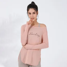 Active Shirts Women Yoga Long Sleeves Sport T-shirts Thin Mesh Breathable Running Sweatshirts Letters Curved Hem Gym Fitness Tops Smock