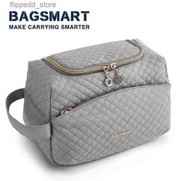 Cosmetic Bags Toiletry Bag for Women BAGSMART Waterproof Kit for Travel Lightweight Large Capacity Cosmetic Bag Fit Full Sized Toiletries Q231108