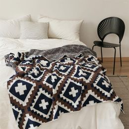 Blankets High-grade Fleece Geometric Jacquard Pattern Knitted Throw Blanket Soft Warm Sofa Cover Bedspread Lightweight
