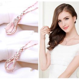 Choker Natural Rose Stone Pendant Necklace Fashion Jewellery Crystal Powder Water Drop Necklaces Pendants Women