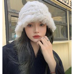 Berets Korean Style Women's Plush Hat Fashion Temperament Autumn Winter Warm Knitted Bucket Hats Outdoor Skiing Woolen Cap