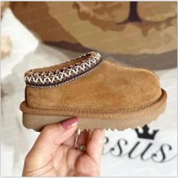 Crianças de couro genuíno da criança tazmans chinelos tazz sapatos de bebê slides de pele ultra mini bota mules de inverno deslizamento de lã pouco grande sapatos de algodão à prova dwaterproof água tamanho 21-34 ii