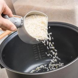 Measuring Tools 1pcs Rice Cup Spoon Plastic Mouse Shape Jug Pour Spout Surface For Caking Baking