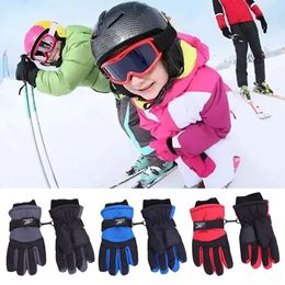 Ski Gloves Kids Winter Ski Gloves Cute Cartoon Warm Mittens Non-slip Windproof Waterproof Outdoor Sports Gloves For Children Boys Girls 231107