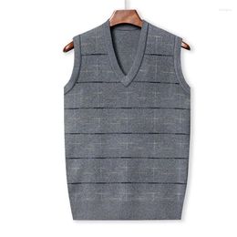 Men's Vests Autumn Pullover V-Neck Business Gentleman Warm Fit Sleeveless Knitted Vest Mens Clothes