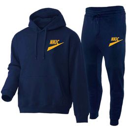 Men's Sweatshirt Pants 2 Piece Tracksuits Casual Sportswear Hoodies Wear Autumn And Winter New Sportswear Suit Hot