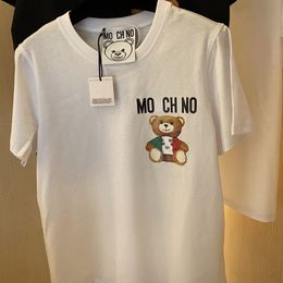 Designer Womens T-shirt Summer Italian Brands New Tees Cartoon Bear Stamp Loose Cotton Round Neck for Outdoor Leisure Couple Clothing Mens