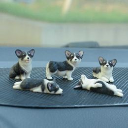 Decorations Interior Accessories Corky Car Pendulum Resin Crafts Ornaments Little Dog Desk Decoration Simulation Cake Baking Furnishings AA230407