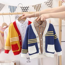 풀오버 어린이 니트 스웨터 어린이 입는 도매 어린이는 스트라이프 재킷 여자 스웨터 소년의 스웨터 가디건 1-7Y 231108