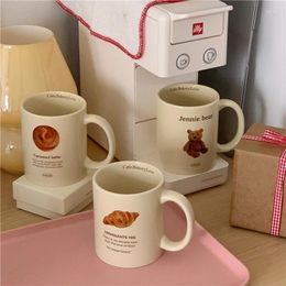 Mugs 350ml Cute Ceramic Mug Korean Ins Modern Cartoon Decal Decoration Couple Cup Animal Decorative Milk Breakfast Cups Office