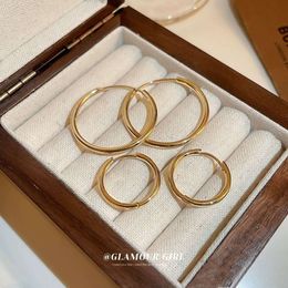 Go to Windy Places with the Same Simple Circular Plain Ring Metal Style Earrings, High-end and Elegant Earrings