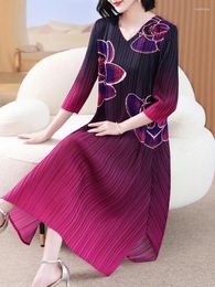 Casual Dresses High-end Pleated Elegant Long Dress Autumn 2023 Style Western Large Size Women's Clothing