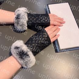 Luxury Leather Fingerless Gloves Women Designer Plush Mitten Embroidery Letter Black Leather Mittens Windproof Fur Gloves