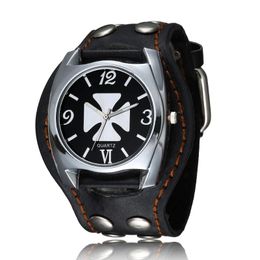 Wristwatches Four-Leaf Clover Cool Men Watch Black Skeleton Big Dial Men's Wrist Watches Hands Wear Quartz Fashion Wristwatch For Male