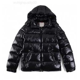 Down Puffer Winter Stylist Coat Parka Hooded Thick Womens Feather Windproof Cold Protection Badge Decoration Multicolor