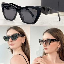 Summer New Womens Cat Eyes Frame Sunglasses Womens Designer High end Atmospheric Driving Sunglasses spr35 Black Cats with Original Box