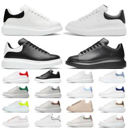 men women designer shoes fashion womens mens trainers triple white black pink red leather suede casual outdoor sports sneakers