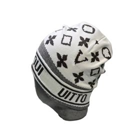 New Fashion Designer Hats Men's and women's beanie fall/winter thermal knit hat ski brand bonnet High Quality Hat Luxury warm toque cap R-18