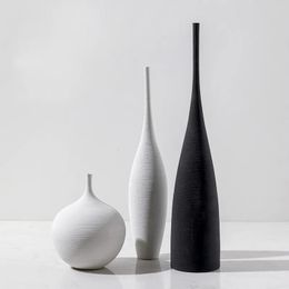 Vases Ceramic Vase Black and White Simple Creative Design Handmade Art Decoration Living Room Model Room Vase Decoration 231109