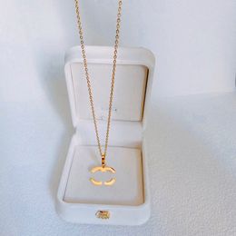 High Quality Love Gift Necklace Fashion And High End Diamond Necklace Designer Brand Pendant Necklace Christmas Luxury Brand Jewellery Wedding Party Gift Necklace