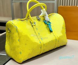 Designer Mens Keepall Travel Bag Blue Yellow Graffiti Painting Letter Airport Bags Unisex Travel Bag Luggage