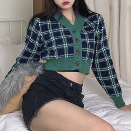 Women's Sweaters SpringautumnwinterHarajuku Knit Cardigan Green Korean Girl Sweater V-neck Long Sleeve Short Navel Button Retro Street Coat 231108