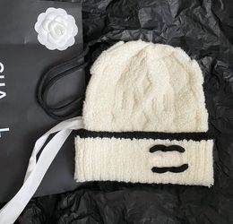 Designer Beanie 100% Cashmere Skull Caps Luxury Designers Hat Size 56-58cm For Winter Warm Skiing Christmas Gift