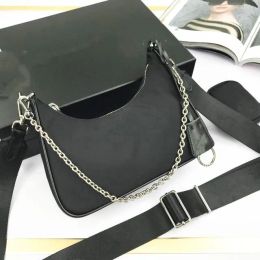 5A Ladies Handbags Shoulder Bag for Women Lady Composite Tote Chains Canvas Nylon Hand High Quality Purse Messenger Luxurys Fashion Designers Bags WITH BOX