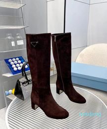 Neue dreieckige getäfelte Stiefel, kniehoch, klobiger Blockabsatz, Ledersohle, hoher Reitstiefel, Damen-Luxusdesigner, hochwertige Modeschuhe, Fabrikschuhe, Größe