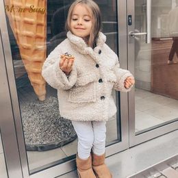 Abrigo Moda Bebé Niña Niño Chaqueta de invierno Gruesa Lana de cordero Infantil Niño Niño Cálido Ovejas como abrigo Bebé Outwear Algodón 1-8Y 231108