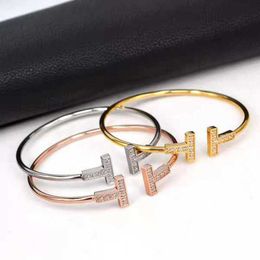 Designer Fashion Classic Double T-shaped Open Bracelet for Women Plated with Rose Gold and Silver Womens Couple Gift