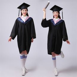 Taufkleider Damen Herren Universität Graduierung Kleid Student High School Uniformen Team Wear Akademisches Kleid für Erwachsene Bachelor RobesHat Set 230408