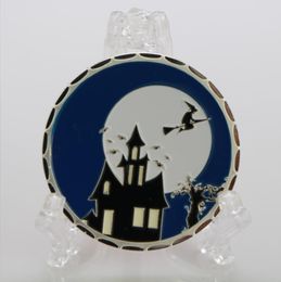 Arts and Crafts Halloween luminous commemorative coin