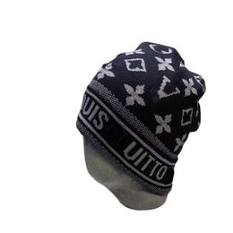 New Fashion Designer Hats Men's and women's beanie fall/winter thermal knit hat ski brand bonnet High Quality Hat Luxury warm toque cap R-16