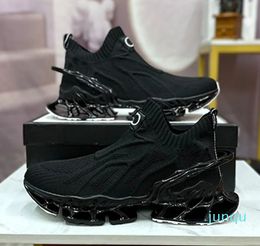 Lightweight Running Sports Shoes Lace up black Shoes Casual Shoes famous designer for man high quality