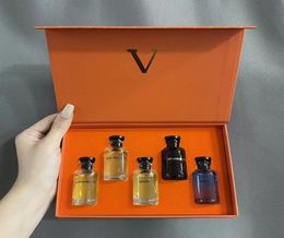 Luxury perfume gift set 10mlx5 apogee rose des vents dream sable rose lady body mist 5 in i box high version quality fast ship7489032