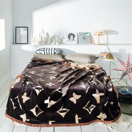 Fashion Brand Blanket Duplex Printing Flannel Double Layer Combination Felt Blankets European and American style