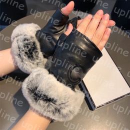 Women Short Gloves Designer Fur Mittens Autmn Winter Outdoor Driving Fingerless Gloves Embroidery Letter Cashmere Leather Mitten