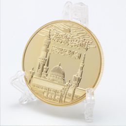 Arts and Crafts Gold plated commemorative coin of Saudi palace commemorative medal