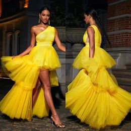 One Yellow Tulle Shoulder Prom Dresses Tiered Special Party Gowns Sexy High Low Formal Evening Dress Vestidos