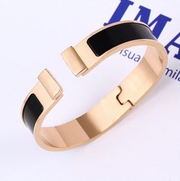 Bracciale rigido braccialetti di gioielli firmati braccialetti per donna e uomo bracciale con ciondolo a forma di lettera Bracciale con fibbia in oro in acciaio inossidabile di alta qualità Accessori moda per polsini