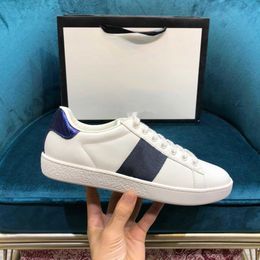 Pair Luxury Designers Sneakers Casual Dress Tennis Shoes Men Women Lace Classic White Leather Pattern Bottom