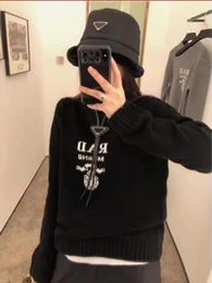 winter Womens Designer Sweaters printed Letters Pullover triangle style Women branded round neck Long Sleeve female Sweatshirt black white Undershirt Knitwear