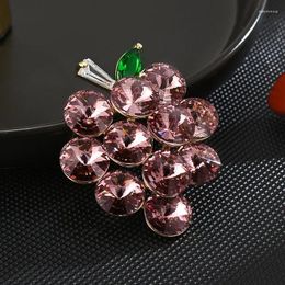 Brooches Cute Sweet Grape For Women Girls Personalized Fruit Crystal Brooch Pin Cubic Zircon Corsage Luxury Jewelry Accessories