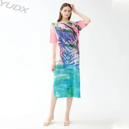 Party Dresses Pleated Dress Painted Fashion Slim Japan Korea Casual Style Miyake 2023 Autumn Round Neck Seven-minute Sleeve A-line Skirts