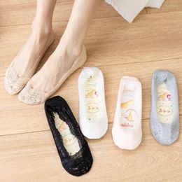 Women Socks Wear Resistant Anti-Bacterial Non-Slip Summer Sweat Absorption Fashion Lace Invisible Silicone Boat